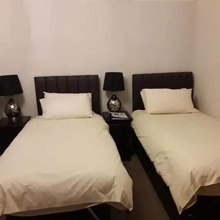 فندق مبيت وإفطار Brass Castle 4*