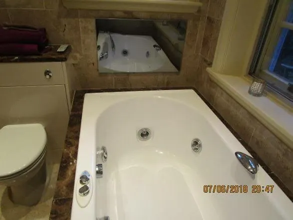 Bed & Breakfast Brass Castle